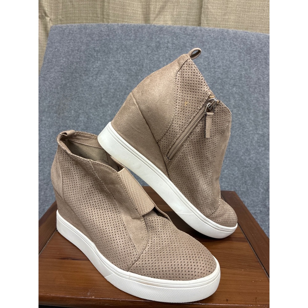 MIA Womens Perforated Wedge Sneaker Booties Taupe Tan Ankle Boots Size 8.5